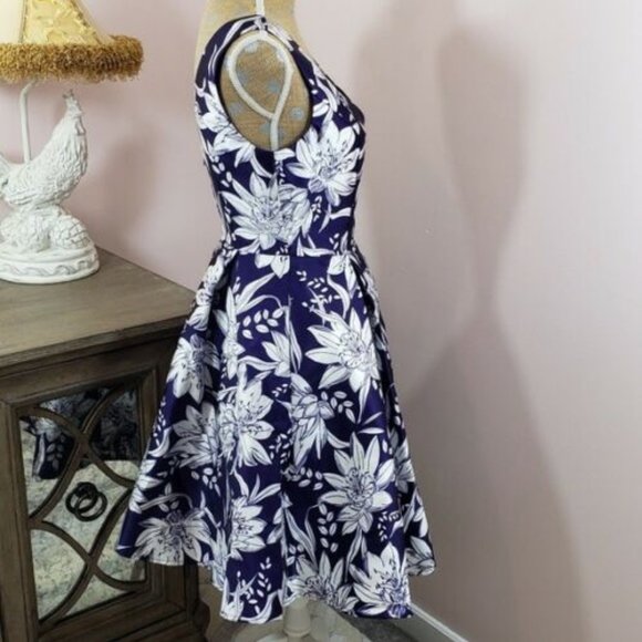 ModCloth Liza Luxe Fit & Flare Dress with Pockets - Picture 3 of 3